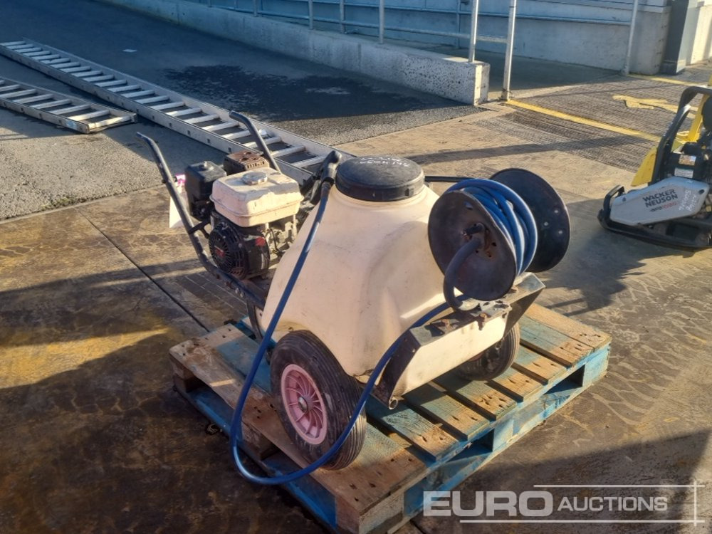 Plastic Water Bowser, Honda Pressure Washer - Hogedrukreiniger: afbeelding 3 Plastic Water Bowser, Honda Pressure Washer - Hogedrukreiniger: afbeelding 3