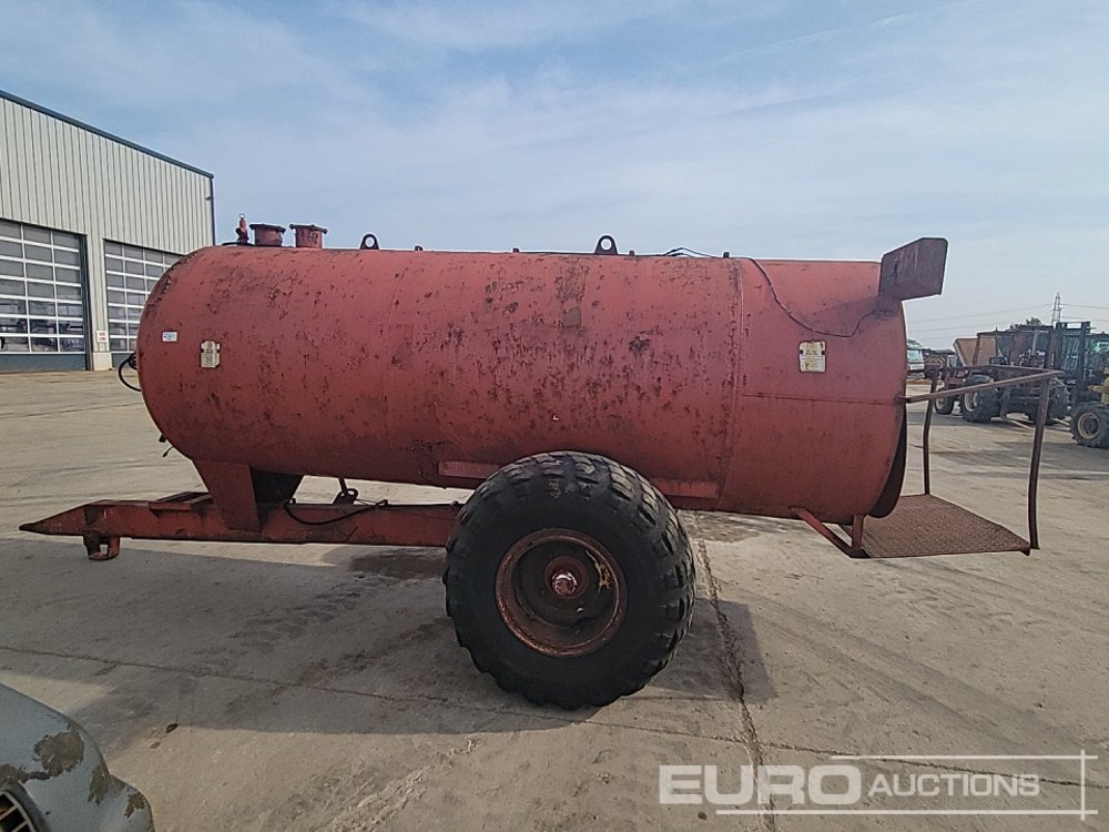 Redrock Single Axle Draw Bar Fuel Bowser, Honda Pump - Opslagtank: afbeelding 2 Redrock Single Axle Draw Bar Fuel Bowser, Honda Pump - Opslagtank: afbeelding 2