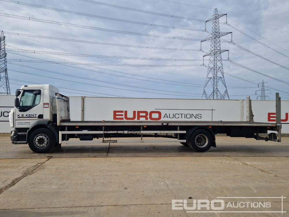 Renault D18 - Vrachtwagen met open laadbak: afbeelding 2 Renault D18 - Vrachtwagen met open laadbak: afbeelding 2