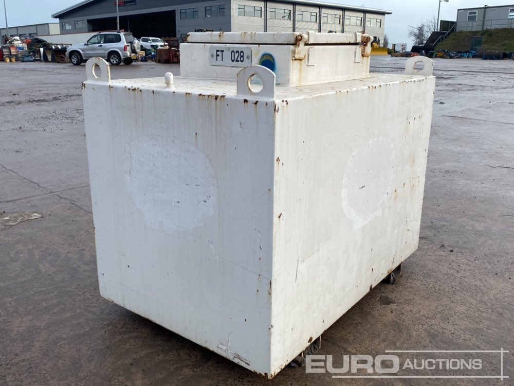 Steel Static Fuel Bowser, 12 Volt Pump - Opslagtank: afbeelding 5 Steel Static Fuel Bowser, 12 Volt Pump - Opslagtank: afbeelding 5