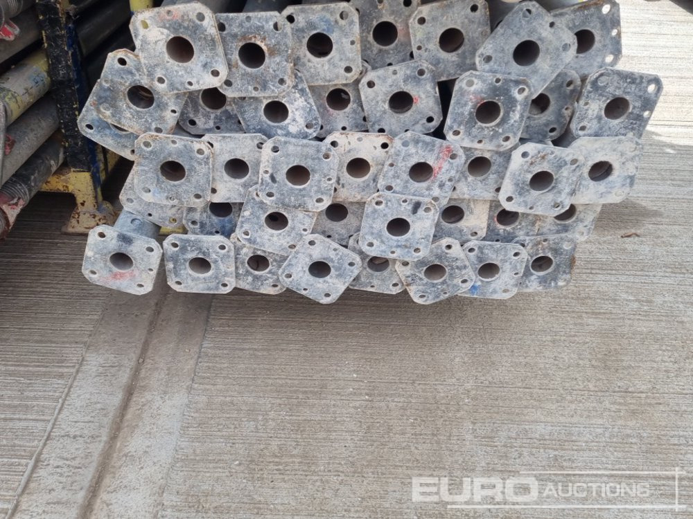 Bouwmaterieel Stillage of Push Pull Acrow Props (6 of): afbeelding 26