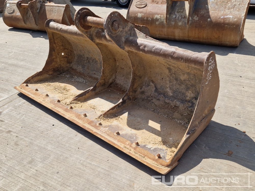 Strickland 84" Ditching Bucket 80mm Pin to suit 20 Ton Excavator - Bak: afbeelding 1 Strickland 84" Ditching Bucket 80mm Pin to suit 20 Ton Excavator - Bak: afbeelding 1