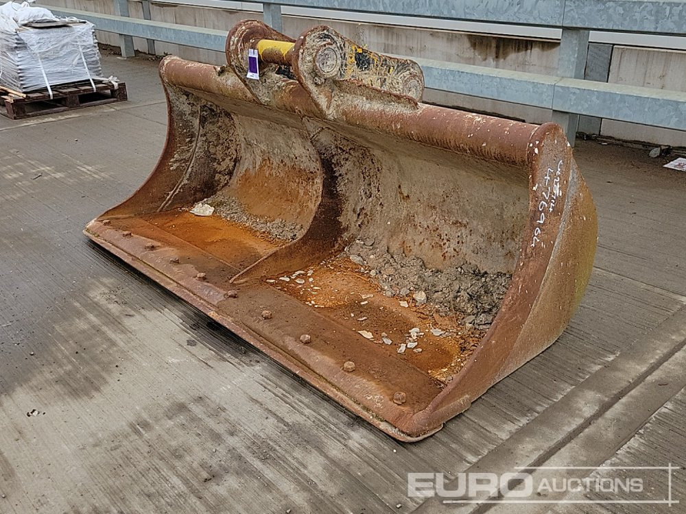 Strickland 84" Ditching Bucket 80mm Pin to suit 20 Ton Excavator - Bak: afbeelding 1 Strickland 84" Ditching Bucket 80mm Pin to suit 20 Ton Excavator - Bak: afbeelding 1