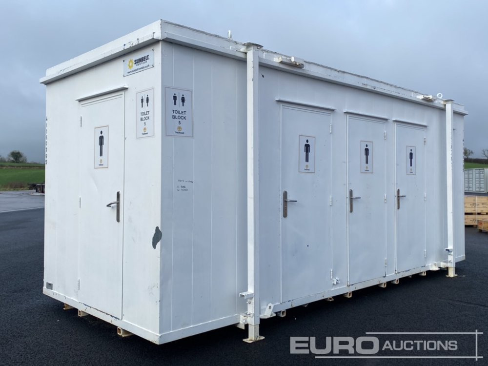 Thurston 20' x 9' Toilet Block (Keys in Office) (Cannot Be Reconsigned) - Zeecontainer: afbeelding 1 Thurston 20' x 9' Toilet Block (Keys in Office) (Cannot Be Reconsigned) - Zeecontainer: afbeelding 1