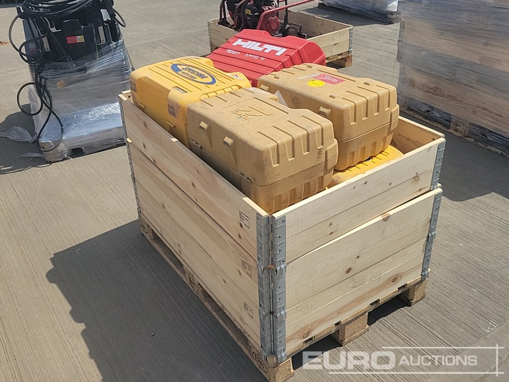 Topcon Pipe Laser (2 of), Spectra LL300S Laser Level (8 of), Hili PR 2-HS Laser Level - Bouwmaterieel: afbeelding 1 Topcon Pipe Laser (2 of), Spectra LL300S Laser Level (8 of), Hili PR 2-HS Laser Level - Bouwmaterieel: afbeelding 1