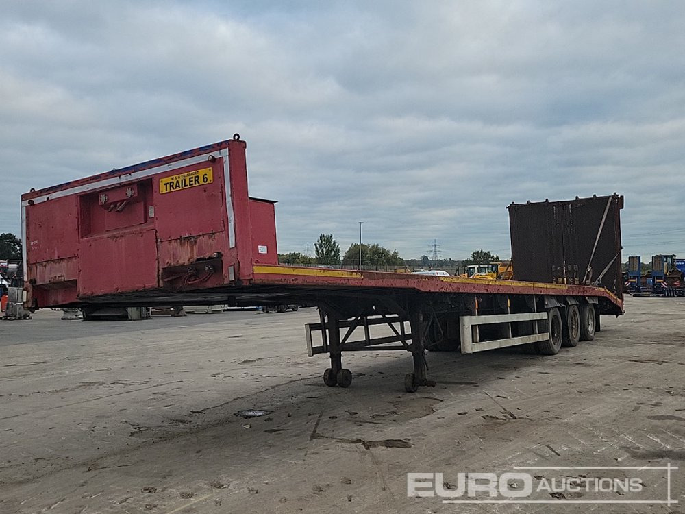Tri Axle Low Loader Trailer, Winch, Hydraulic Ramp - Dieplader oplegger: afbeelding 1 Tri Axle Low Loader Trailer, Winch, Hydraulic Ramp - Dieplader oplegger: afbeelding 1