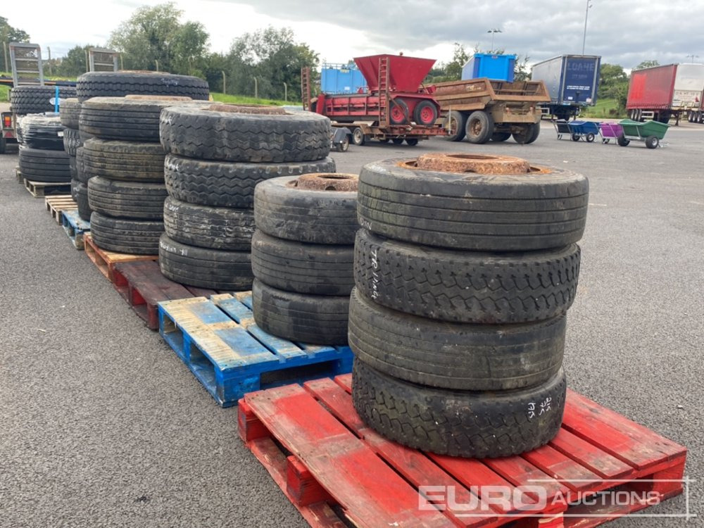 Tyre & Rim to suit Lorry/Trailer (23 of) - Band: afbeelding 2 Tyre & Rim to suit Lorry/Trailer (23 of) - Band: afbeelding 2