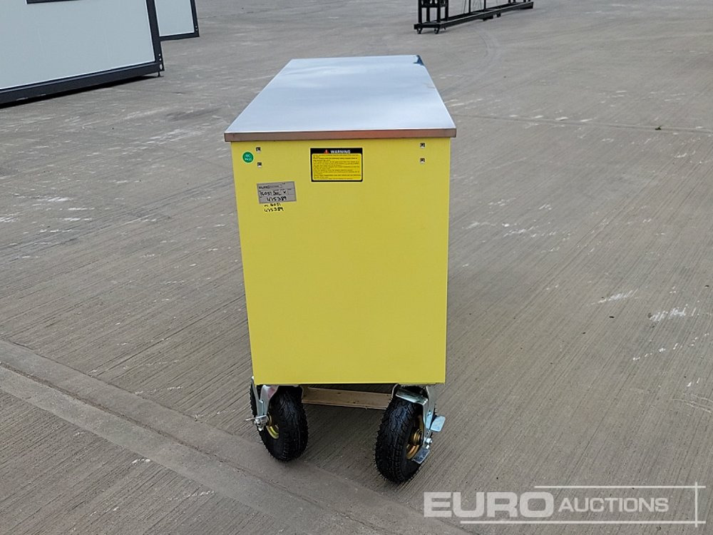 Unused 2025 4.5' Work Bench, 7 Drawers, 2 Cabinets - Werkplaats toebehoor: afbeelding 2 Unused 2025 4.5' Work Bench, 7 Drawers, 2 Cabinets - Werkplaats toebehoor: afbeelding 2