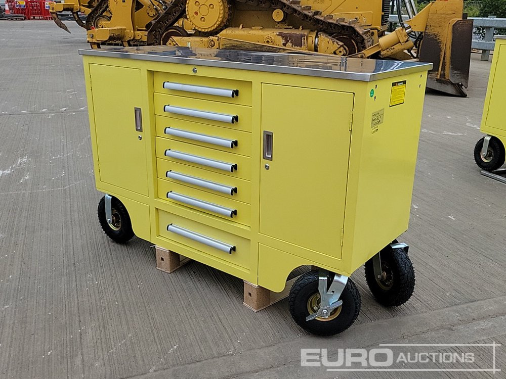 Unused 2025 4.5' Work Bench, 7 Drawers, 2 Cabinets - Werkplaats toebehoor: afbeelding 1 Unused 2025 4.5' Work Bench, 7 Drawers, 2 Cabinets - Werkplaats toebehoor: afbeelding 1