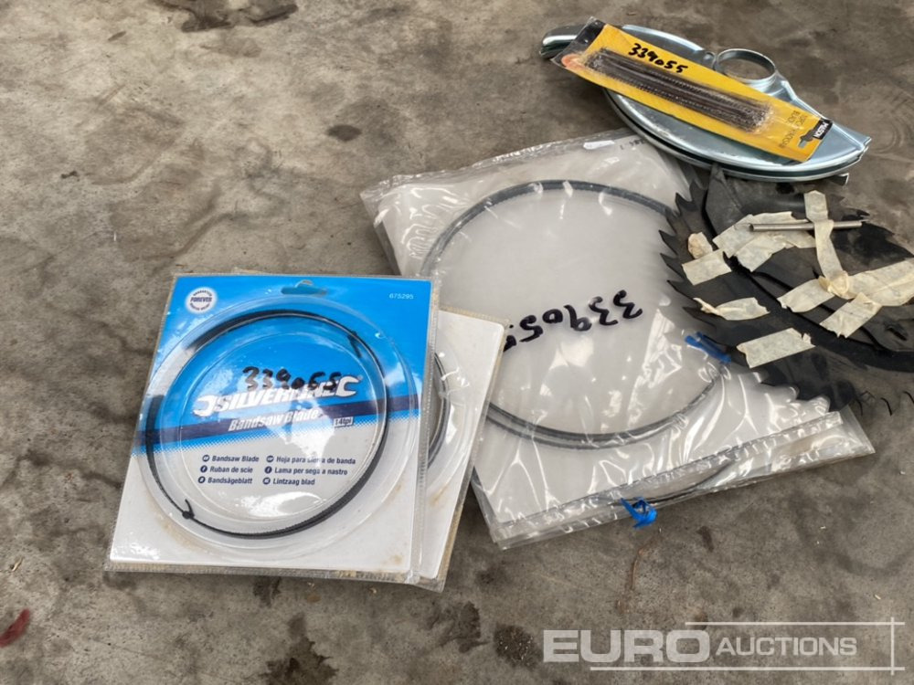 Unused Makita Chop Saw Blade and Cover, Band Saw Blades (3 of) - Werkplaats toebehoor: afbeelding 5 Unused Makita Chop Saw Blade and Cover, Band Saw Blades (3 of) - Werkplaats toebehoor: afbeelding 5