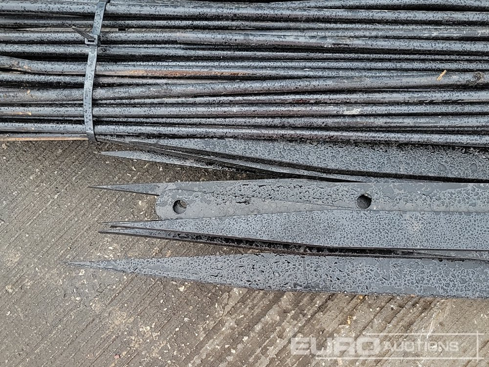 Bouwmaterieel Unused Pallet of Estate Fencing (2 of): afbeelding 21