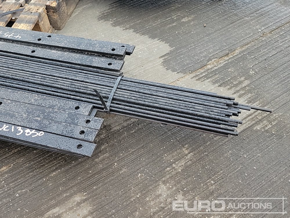 Bouwmaterieel Unused Pallet of Estate Fencing (2 of): afbeelding 35