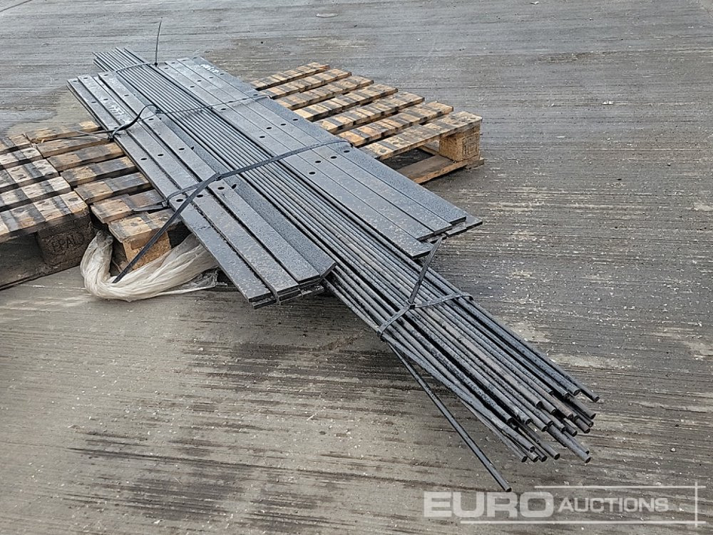 Bouwmaterieel Unused Pallet of Estate Fencing (2 of): afbeelding 29
