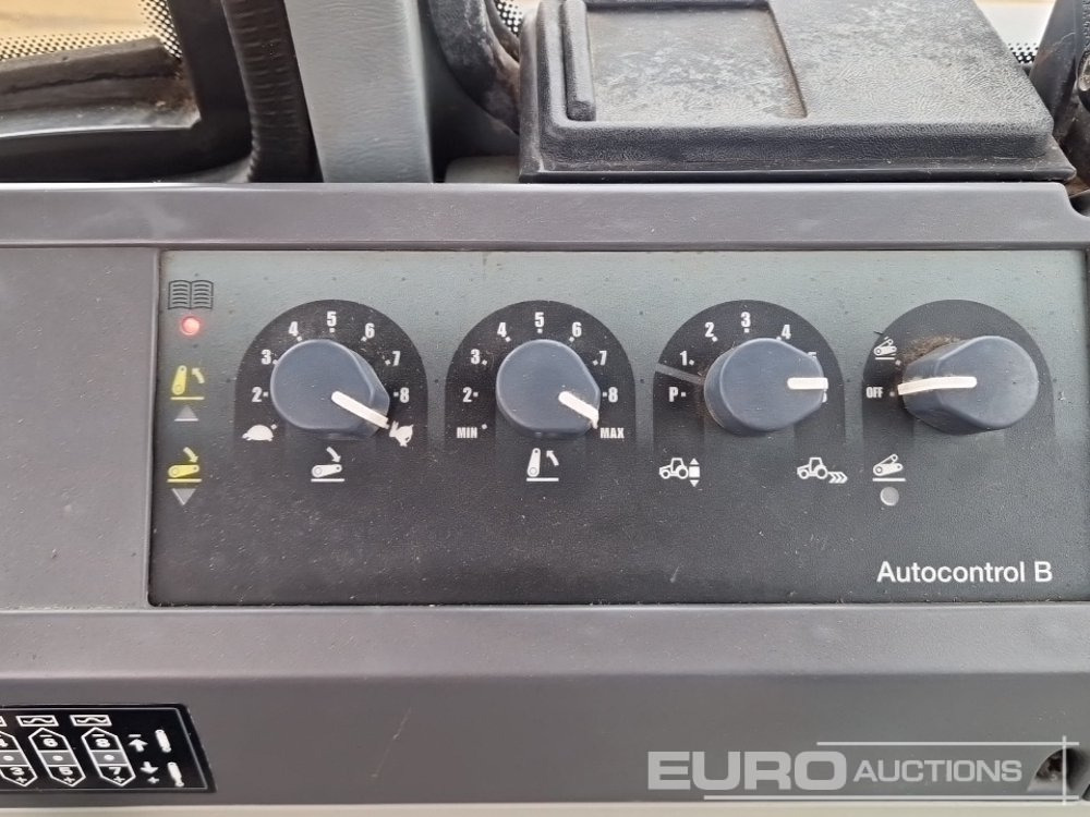 Tractor Valtra 6400: afbeelding 41