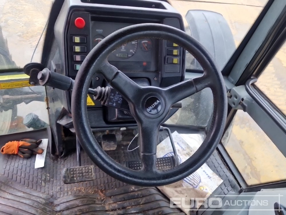 Tractor Valtra 6400: afbeelding 45