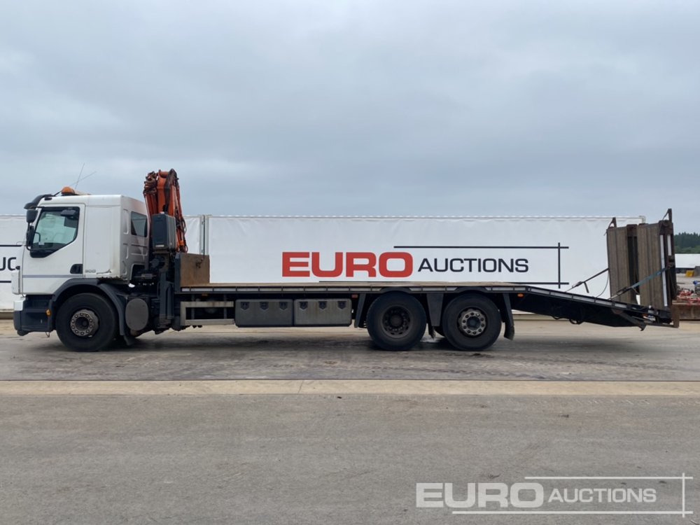 Volvo 300 - Vrachtwagen met open laadbak: afbeelding 2 Volvo 300 - Vrachtwagen met open laadbak: afbeelding 2