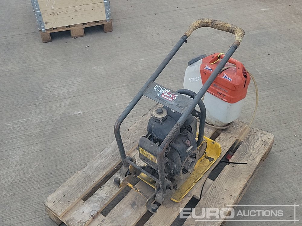 Wacker Neuson Diesel Compaction Plate (Spares), Husqvarna Battery Powered Water Tank - Asfaltmachine: afbeelding 5 Wacker Neuson Diesel Compaction Plate (Spares), Husqvarna Battery Powered Water Tank - Asfaltmachine: afbeelding 5