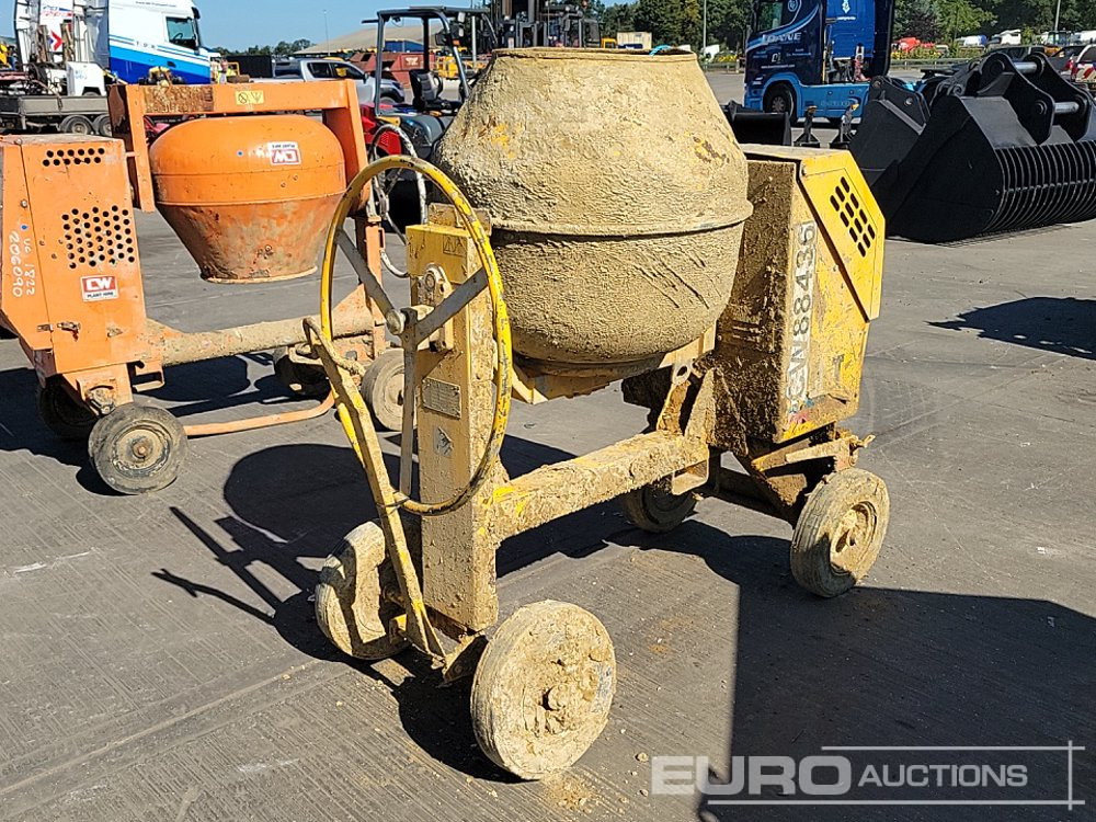 Winget Diesel Cement Mixer, Electric Start Yanmar Engine - Betonmolen: afbeelding 1 Winget Diesel Cement Mixer, Electric Start Yanmar Engine - Betonmolen: afbeelding 1