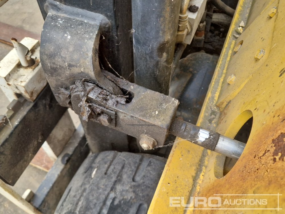 Elektrische heftruck Yale ERC12DAEV2160 Electric Forklift, 2 Stage Mast, Forks (No Drive): afbeelding 13
