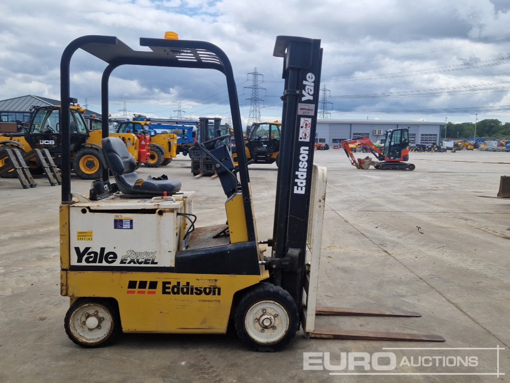 Elektrische heftruck Yale ERC12DAEV2160 Electric Forklift, 2 Stage Mast, Forks (No Drive): afbeelding 6