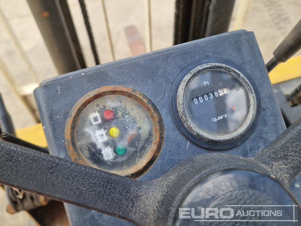 Elektrische heftruck Yale ERC12DAEV2160 Electric Forklift, 2 Stage Mast, Forks (No Drive): afbeelding 32
