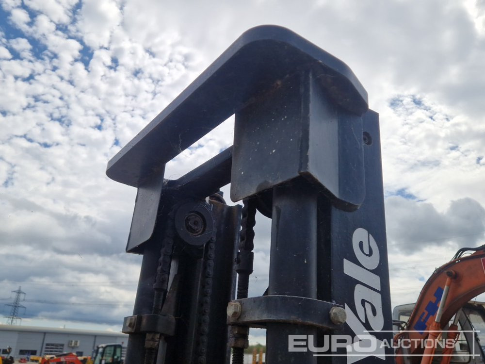 Elektrische heftruck Yale ERC12DAEV2160 Electric Forklift, 2 Stage Mast, Forks (No Drive): afbeelding 22