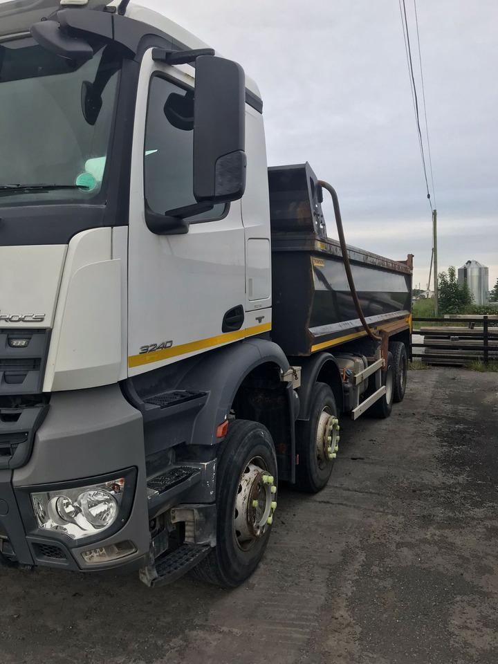 Mercedes-Benz Actros 3240 Tipper - Kipper vrachtwagen: afbeelding 4 Mercedes-Benz Actros 3240 Tipper - Kipper vrachtwagen: afbeelding 4