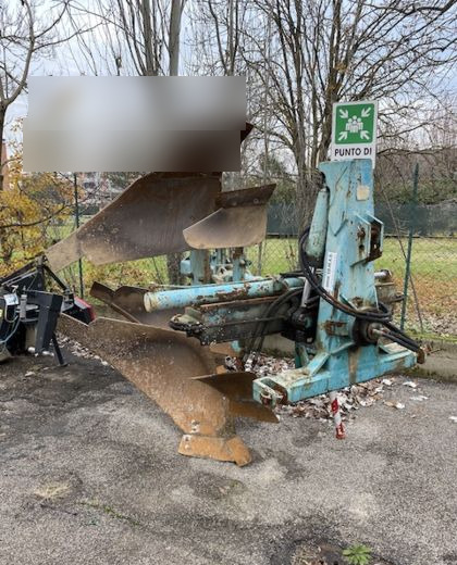 Aratro usato Nuova Comas - Ploeg: afbeelding 4 Aratro usato Nuova Comas - Ploeg: afbeelding 4