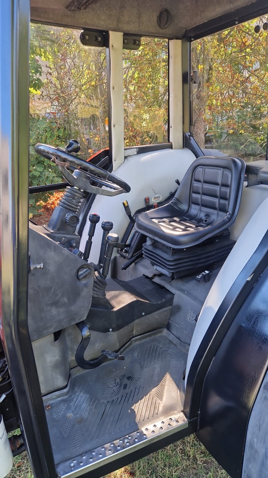 Trattore usato Same Aster 60 - Tractor: afbeelding 2 Trattore usato Same Aster 60 - Tractor: afbeelding 2