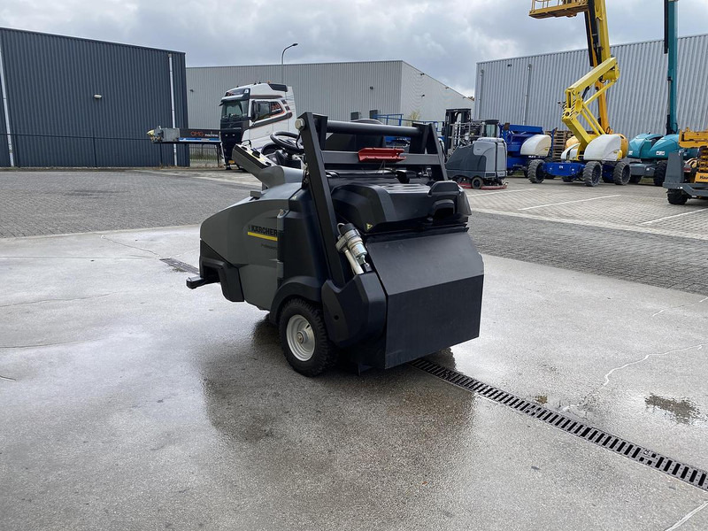 Kärcher KM 105/110 R Bp, Veegmachine, hoogkieper - Veegwagen: afbeelding 4 Kärcher KM 105/110 R Bp, Veegmachine, hoogkieper - Veegwagen: afbeelding 4