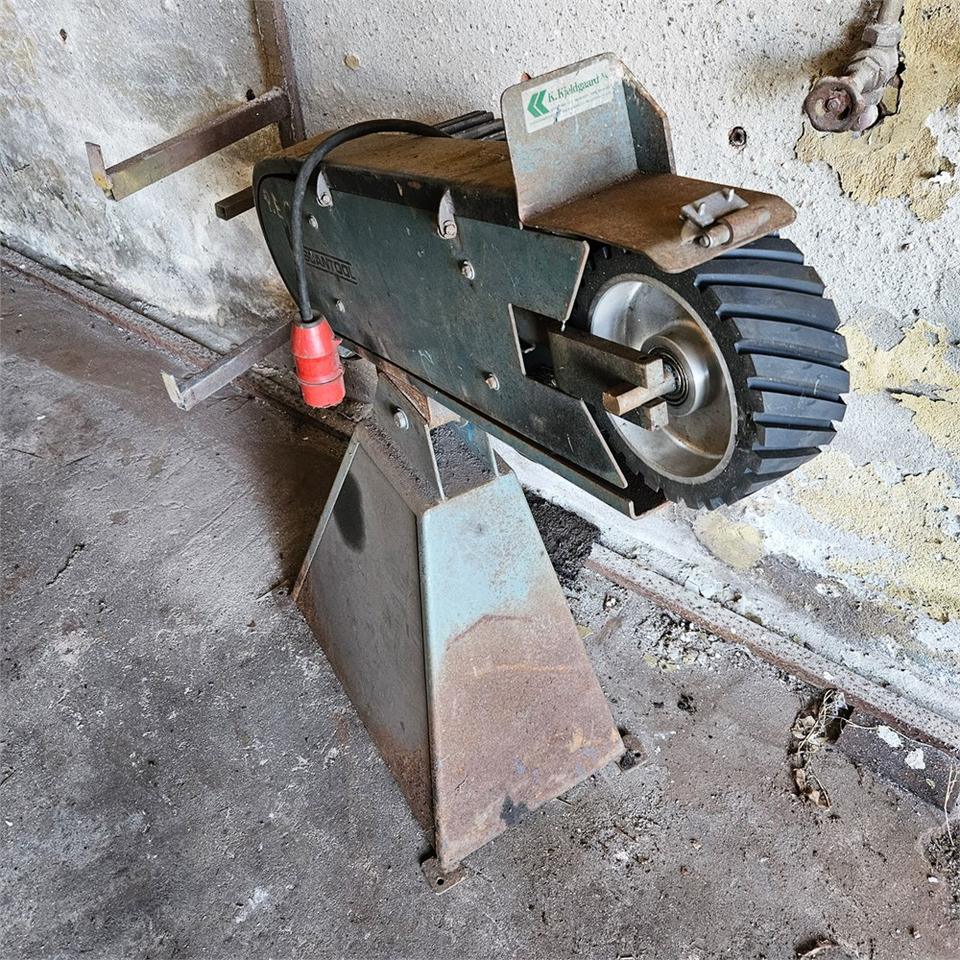ABC Unknown - Werktuigmachine: afbeelding 1 ABC Unknown - Werktuigmachine: afbeelding 1