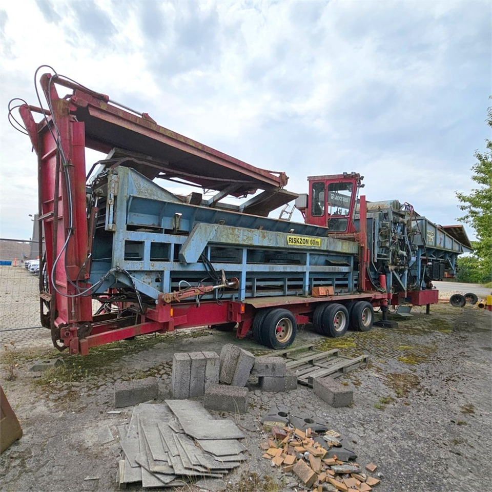 ABC Debarker - Bosbouwmachine: afbeelding 1 ABC Debarker - Bosbouwmachine: afbeelding 1
