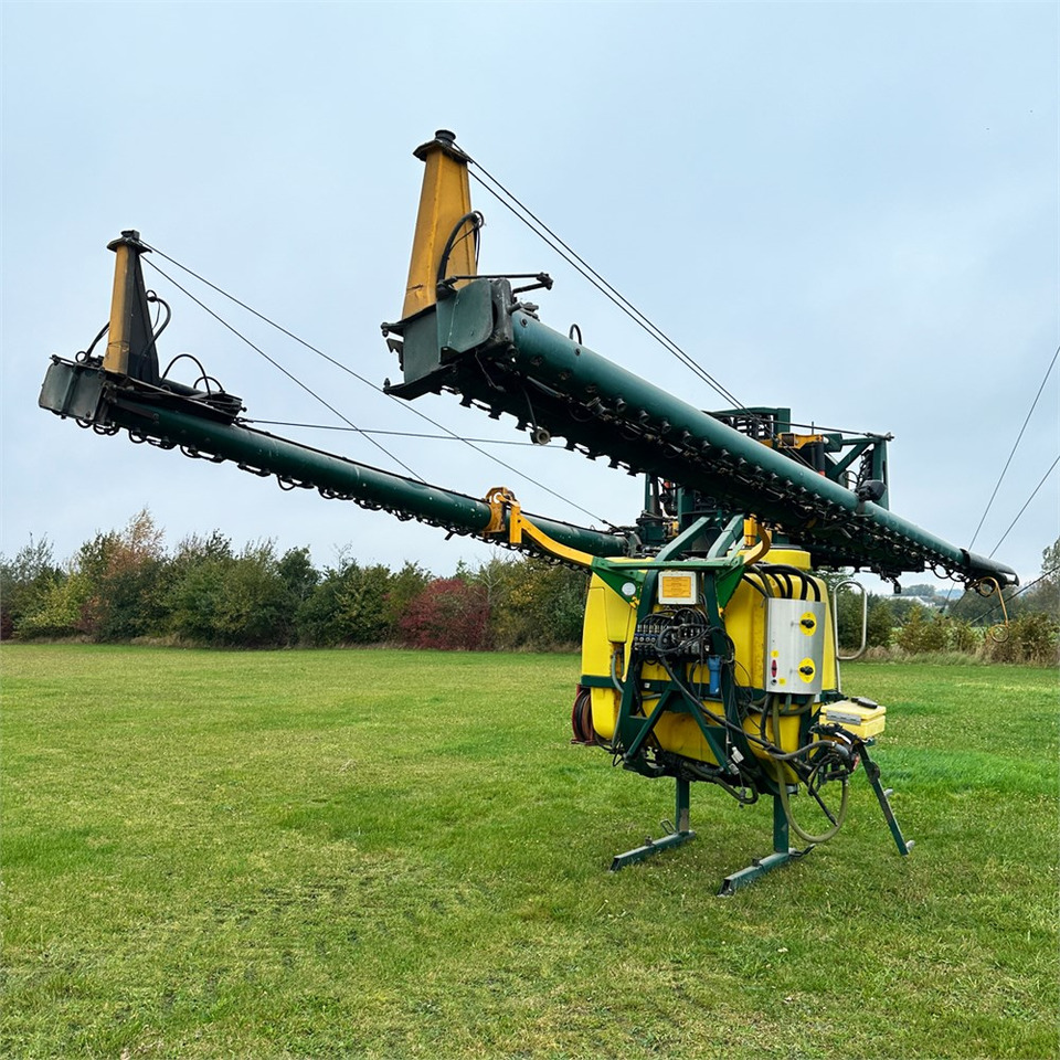 Danfoil Airboss 24/EAB - Veldspuit: afbeelding 2 Danfoil Airboss 24/EAB - Veldspuit: afbeelding 2