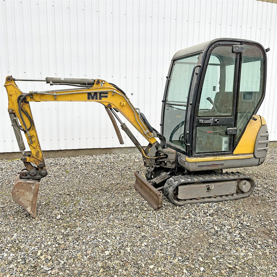 Fermec MF115 - Minigraafmachine: afbeelding 1 Fermec MF115 - Minigraafmachine: afbeelding 1