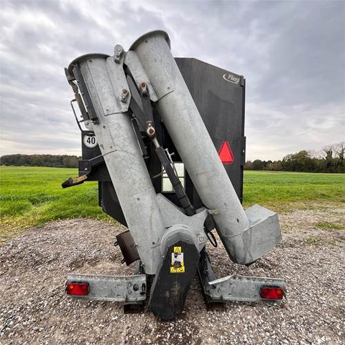 Fliegl ULS 400/500 - Veeteelt materiaal: afbeelding 4 Fliegl ULS 400/500 - Veeteelt materiaal: afbeelding 4