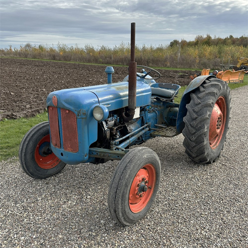 Ford Dexta T3 - Tractor: afbeelding 3 Ford Dexta T3 - Tractor: afbeelding 3