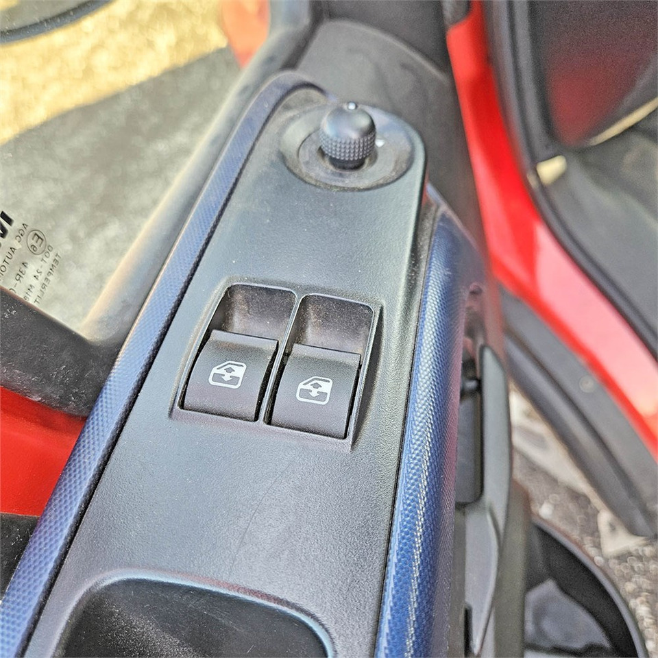 Gemeentelijke machine/ Speciaal, Bedrijfswagen Iveco Daily 70 C D: afbeelding 18