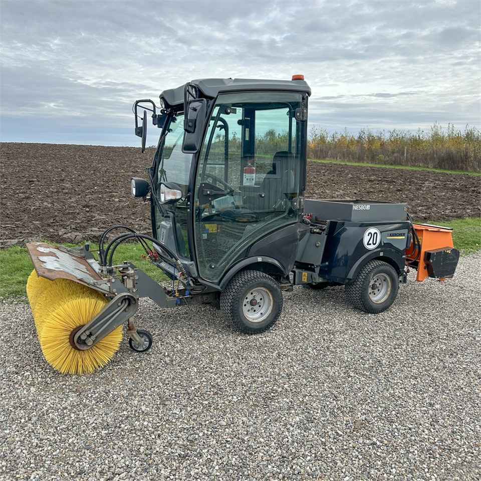 Kärcher MIC 34C Professioal - Gemeentelijke machine/ Speciaal: afbeelding 1 Kärcher MIC 34C Professioal - Gemeentelijke machine/ Speciaal: afbeelding 1