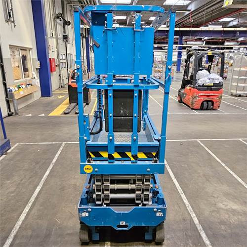 Genie GS1330m - Schaarlift: afbeelding 3 Genie GS1330m - Schaarlift: afbeelding 3
