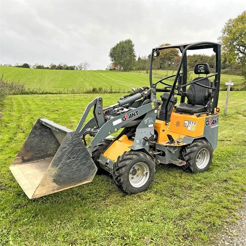 Giant D254SW - Schranklader: afbeelding 1 Giant D254SW - Schranklader: afbeelding 1