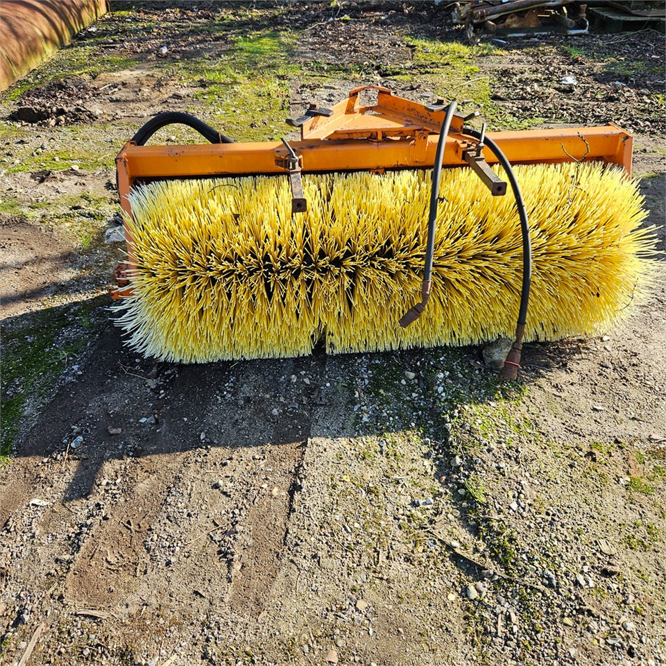 HWH HF 1A 1500 - Veeg: afbeelding 2 HWH HF 1A 1500 - Veeg: afbeelding 2