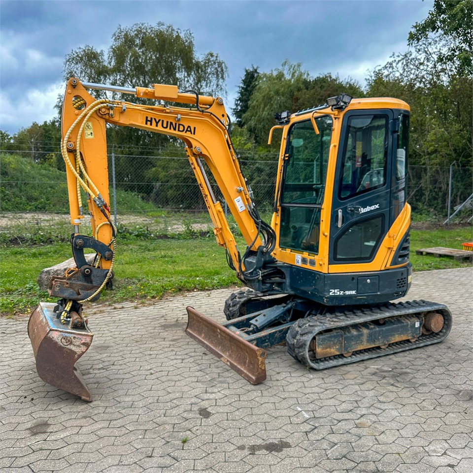 Hyundai Robex 25Z-9AK - Minigraafmachine: afbeelding 2 Hyundai Robex 25Z-9AK - Minigraafmachine: afbeelding 2