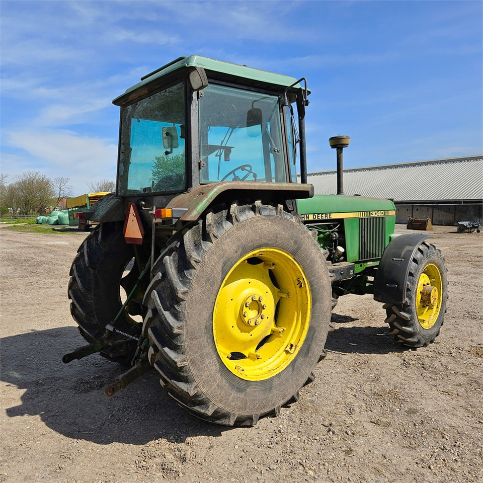 John Deere 3040 - Tractor: afbeelding 5 John Deere 3040 - Tractor: afbeelding 5
