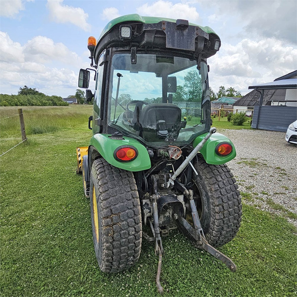 John Deere 3720 - Tractor: afbeelding 5 John Deere 3720 - Tractor: afbeelding 5