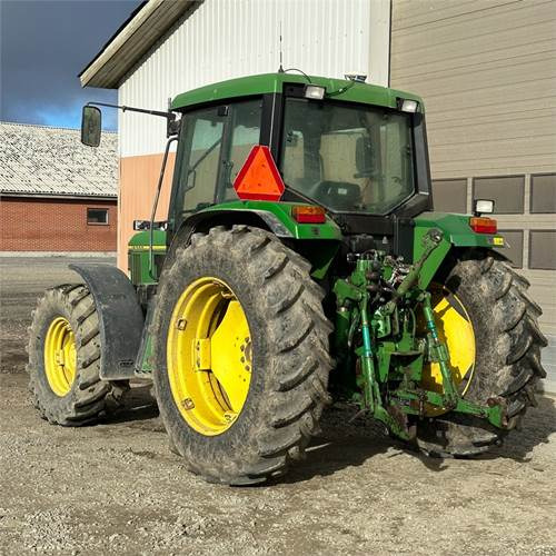John Deere 6300 - Tractor: afbeelding 3 John Deere 6300 - Tractor: afbeelding 3