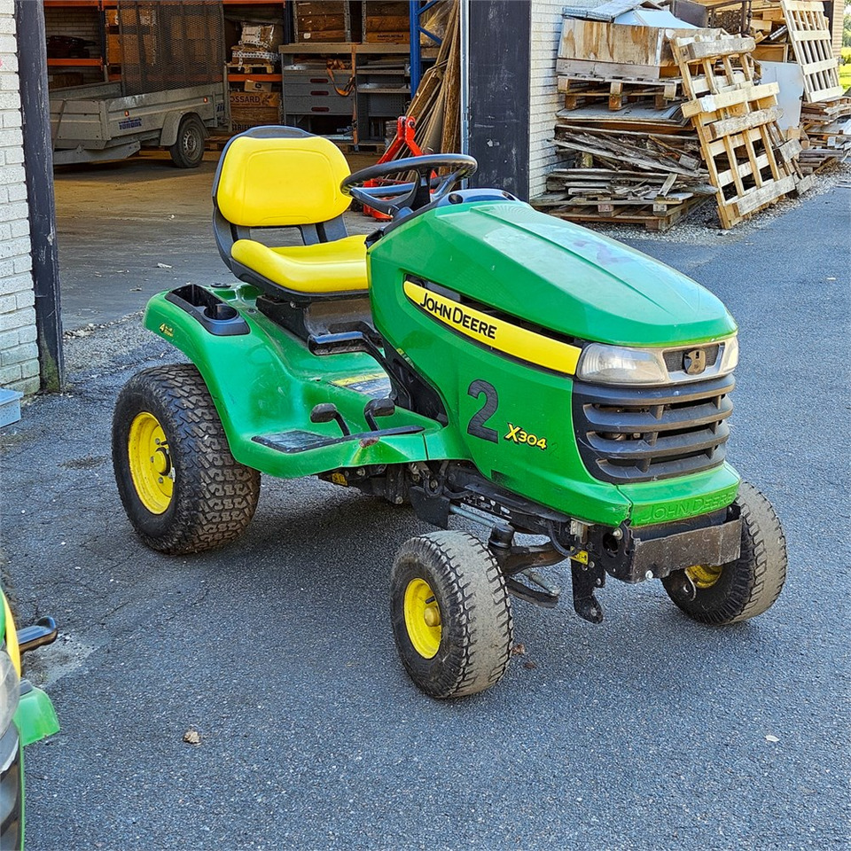 Gazonmaaier John Deere X304: afbeelding 38