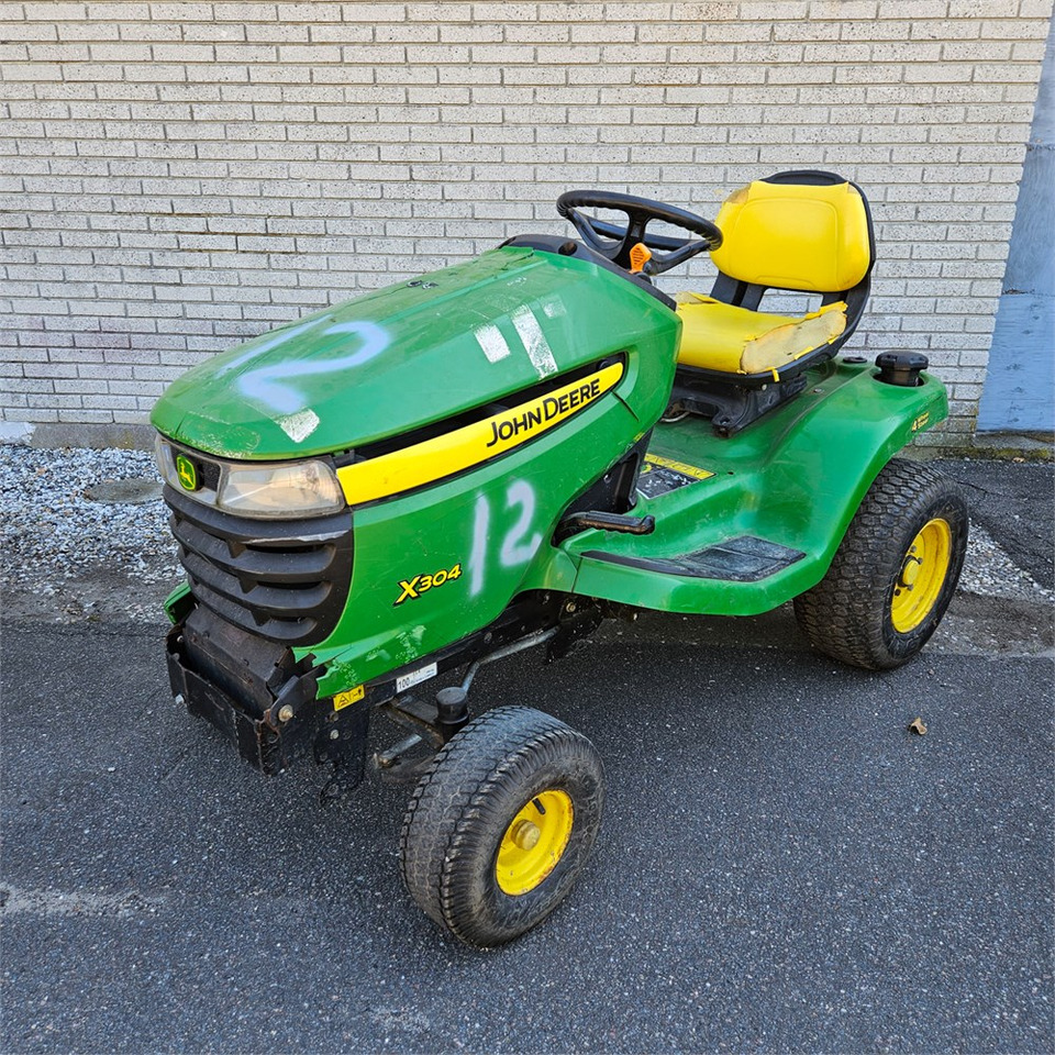 Gazonmaaier John Deere X304: afbeelding 23