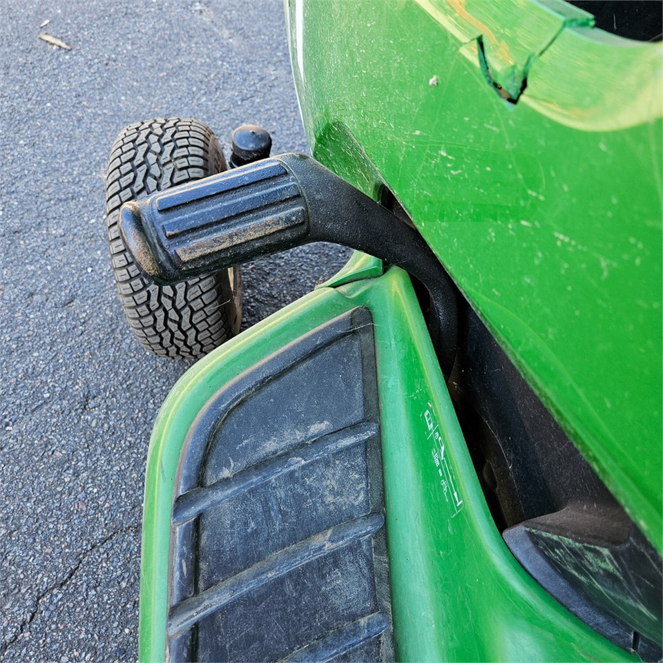 Gazonmaaier John Deere X304: afbeelding 12