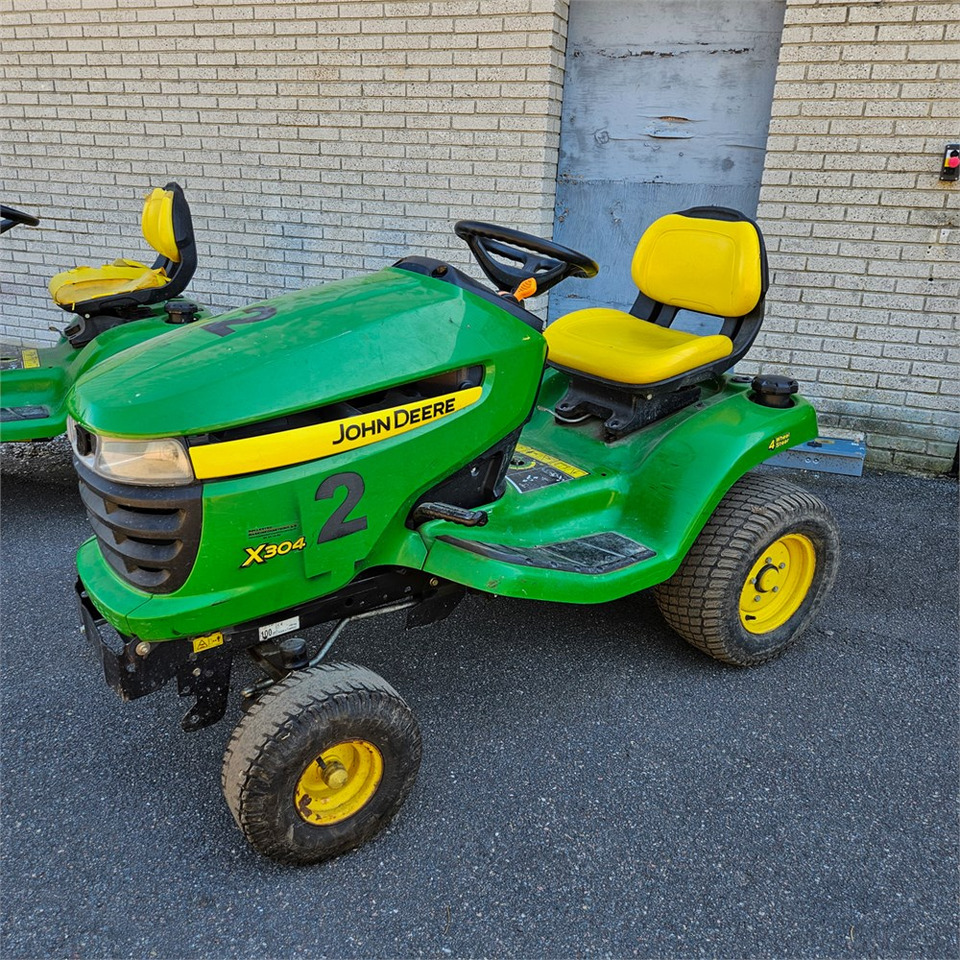 Gazonmaaier John Deere X304: afbeelding 40
