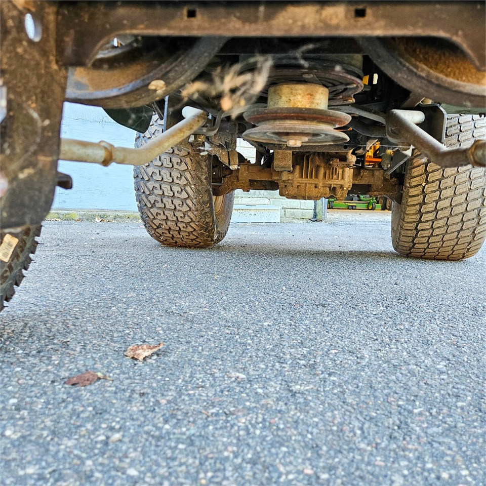 Gazonmaaier John Deere X304: afbeelding 50